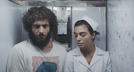 Figure 1: A still from the film Critical Zone (Mantaqah-yi Buhrānī), directed by ‛Alī Ahmadzādah, 2023.