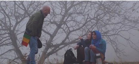 Figure 4: A still from the film Kami’s Party (Mihmūnī-i Kāmī), directed by ‛Alī Ahmadzādah, 2013.