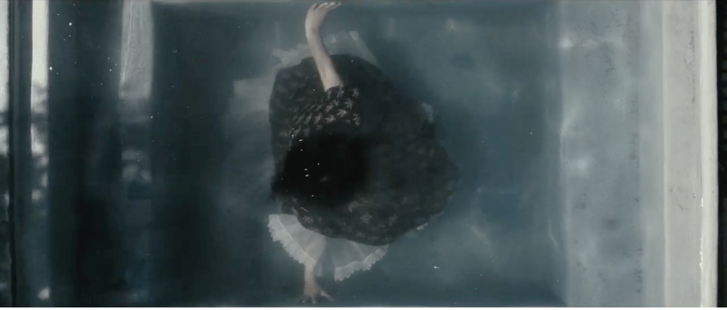 Figure 12: Painterly and photographic inflections of Neshat’s framing. Still from Women Without Men, directed by Shirin Neshat, 2009.