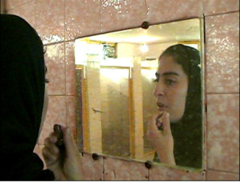 Figures 8-10: Screen Grabs from The Ladies Room (Zanānah), directed by Mahnāz Afzalī, 2003.