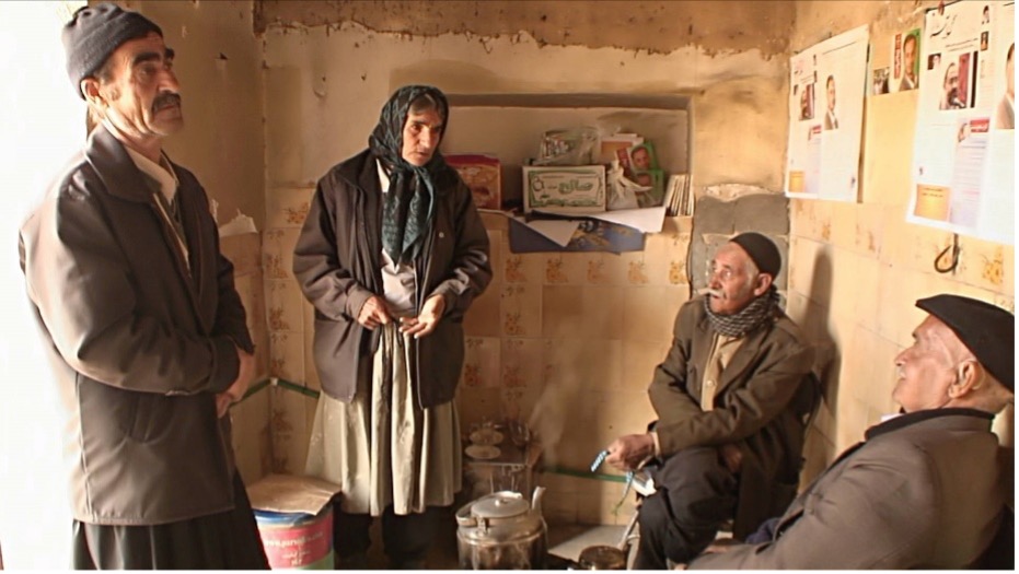 Figure 15: Screen Grab from Falak'nāz, directed by Sahar Salahshūr, 2015.