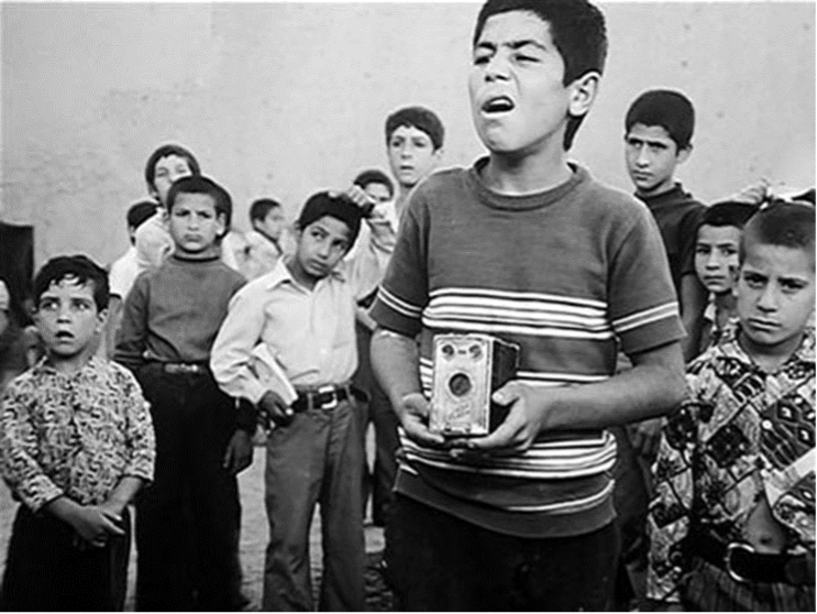 Figure 2: Still from the film Musāfir (The Traveler), directed by ʿAbbās Kiyārustamī, 1974.